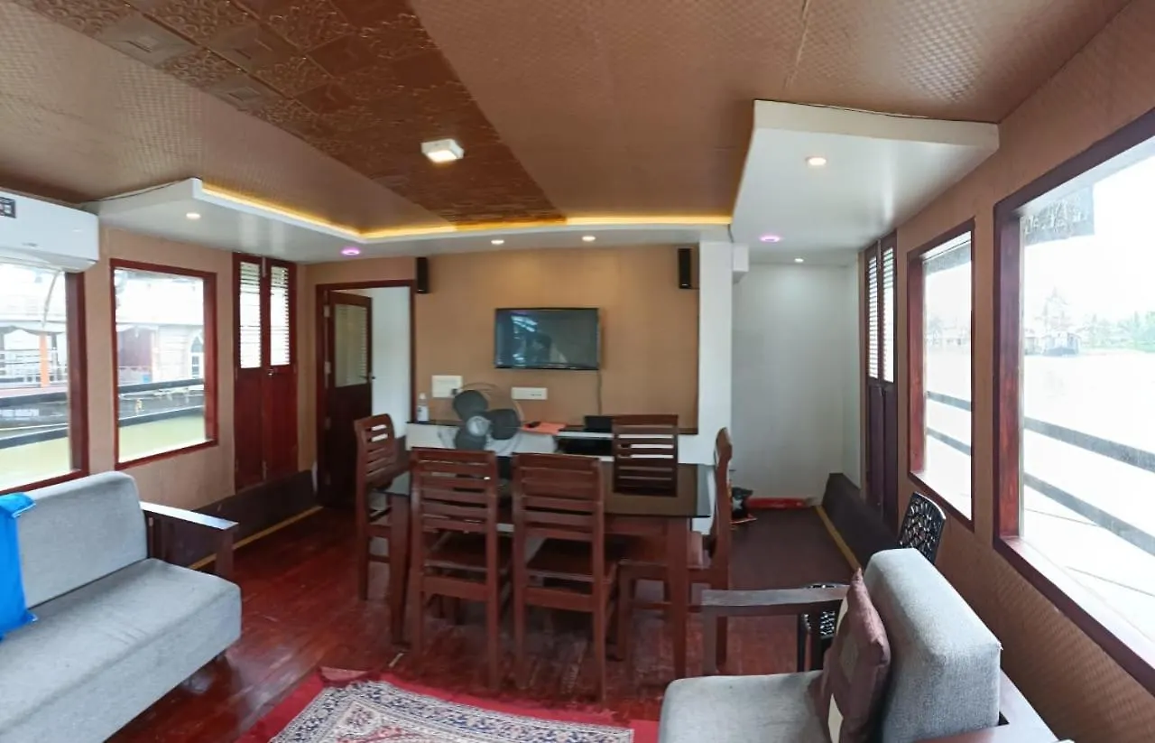 Egh Houseboats Hotel Alappuzha Botel